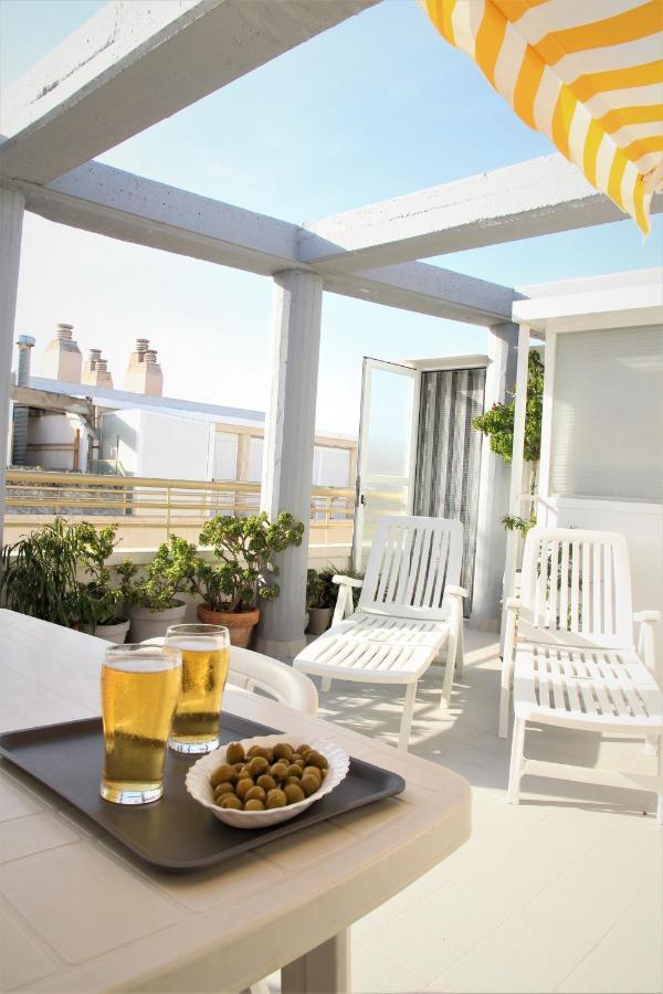 La Perla Apartment, Paradis Park, - Atico 1ª Linea - Solarium - Wifi - Piscina La Pineda